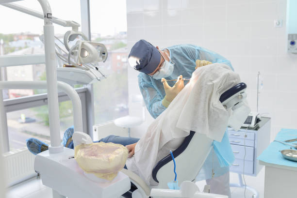 Best Emergency Tooth Extraction  in Mission Hills, KS
